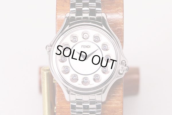 フェンディ　クレイジーカラット　００２－１０５００Ｌ　白文字盤　表面(3)