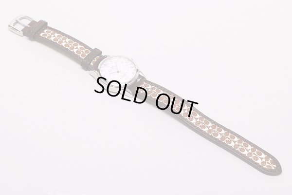 コーチ　ＣＡ９６．７．１４　銀ロゴ文字盤　革ベルト状態表面