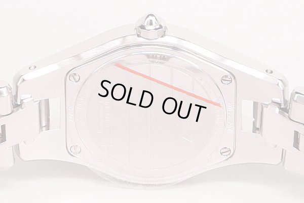 ボーム＆メルシー　リネア　Ｎｏ５５１１２２８　シェル文字盤　Ｄベゼル　裏面拡大