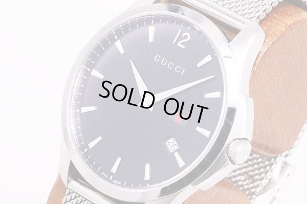 グッチ　タイムレス　ＹＡ１２６．３　黒文字盤　サイド拡大