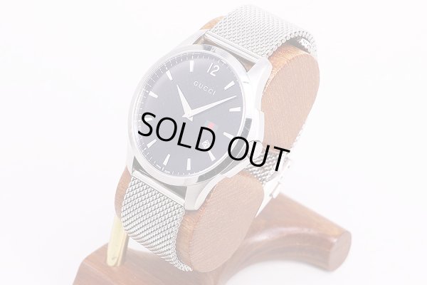 グッチ　タイムレス　ＹＡ１２６．３　黒文字盤　サイド
