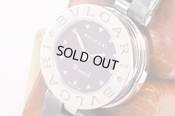 ブルガリ　Ｂ０１　ＢＺ２２　黒文字盤　サイド拡大