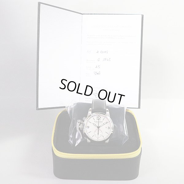 グラハム　クロノファイター１６９５　ＡＸ－２ＣＸＡＳ　銀文字盤　箱・保証書