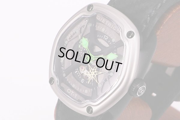 ディートリッヒ　オーガニックタイム　ＯＴ－１　スケルトン黒文字盤　緑色針　サイド拡大