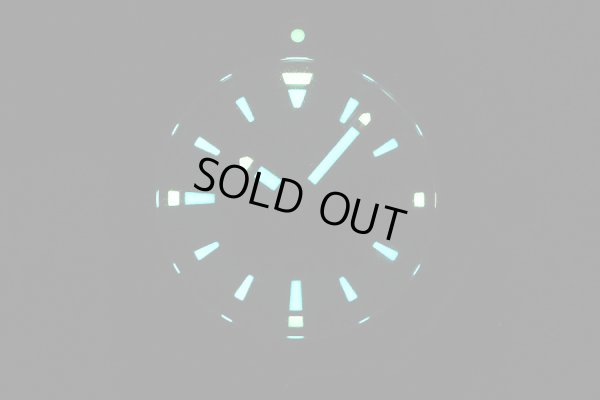 タグホイヤー　アクアレーサー　ＷＡＹ１１１Ｃ　紺文字盤　ライト暗闇