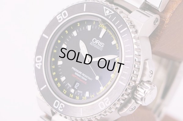オリス　アクイス　デプスゲージ　６７６５　黒文字盤　サイド拡大