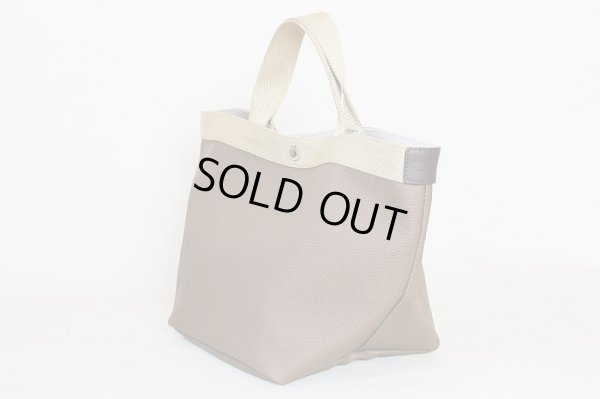 エルベシャプリエ リュクス舟型トートM 707GP トープ/ゴールド サイド