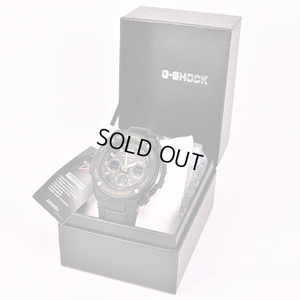 カシオ　Ｇショック　ＧＳＴ－Ｓ３００ＧＬ　黒文字盤　箱