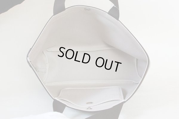 エルベシャプリエ リュクススクエアトートM 704GP マスティック/モカ 中身