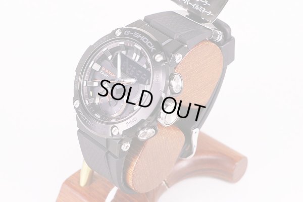 カシオ　Ｇショック　ＧＳＴ－Ｂ２００Ｂ　５６０８　黒文字盤　サイド