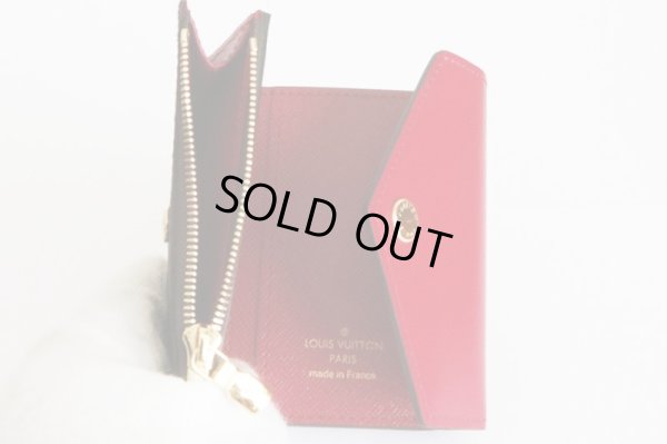 ルイ・ヴィトン　ポルトフォイユ・ゾエ M62932 フューシャ　閉じたイメージ