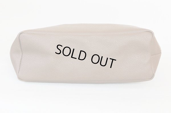 エルベシャプリエ リュクススクエアトートM 704GP トープ/ゴールド 底