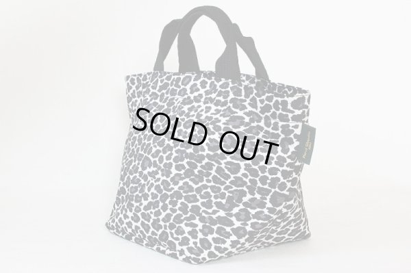 エルベシャプリエ ナイロン舟型トートM 1027F パンサーブラン サイド