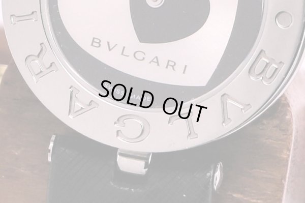 ブルガリ　B01　BZ30　黒銀ハート文字盤　拡大下部