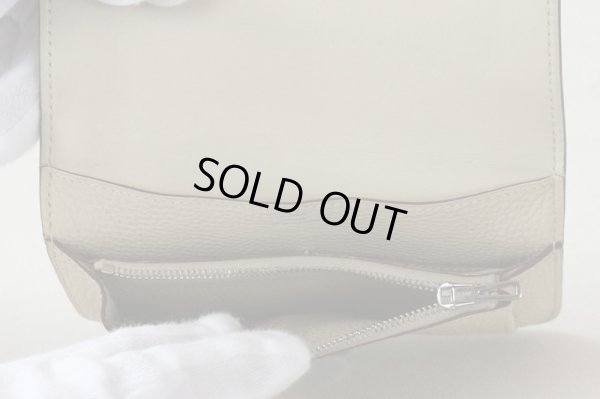 エルメス　ドゴン コンパクト 043072CK パルシュマン SIV金具　中身