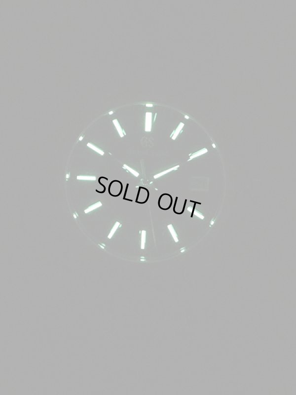 グランドセイコー　ＳＢＧＶ２４３　９Ｆ８２－０ＡＬ０　黒文字盤　暗闇のようす