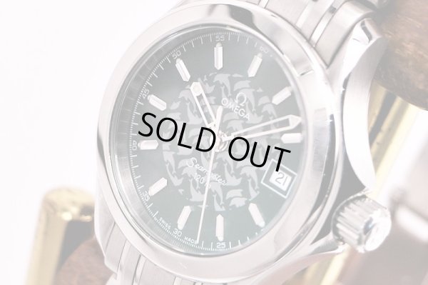 オメガ　シーマスター　２５８６．７０　Ｊマイヨール１９９８　イルカ緑文字盤　サイド拡大