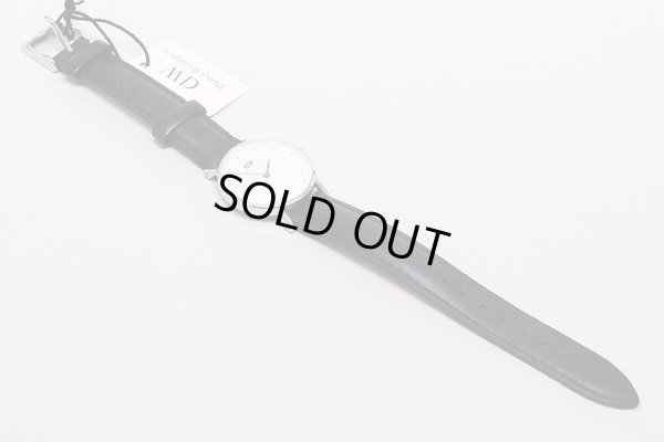 ダニエル・ウェリントン　０９２１ＤＷ　白文字盤　１２Ｐ　革ベルト状態　表面