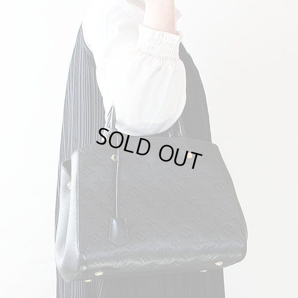 ルイ・ヴィトン モンテーニュMM M41048 ノワール 持ったイメージ