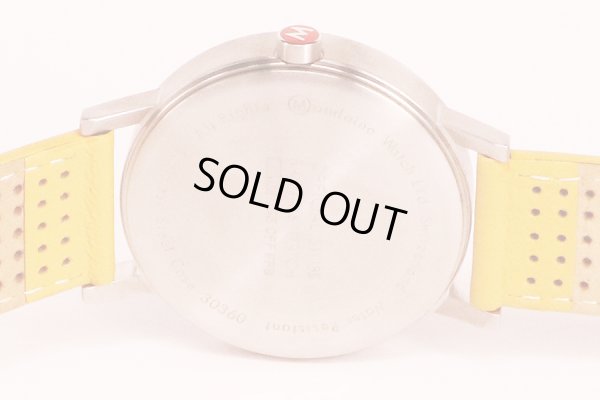 モンディーン　クラシック　Ａ６６０．３０３６０　白文字盤　裏面拡大