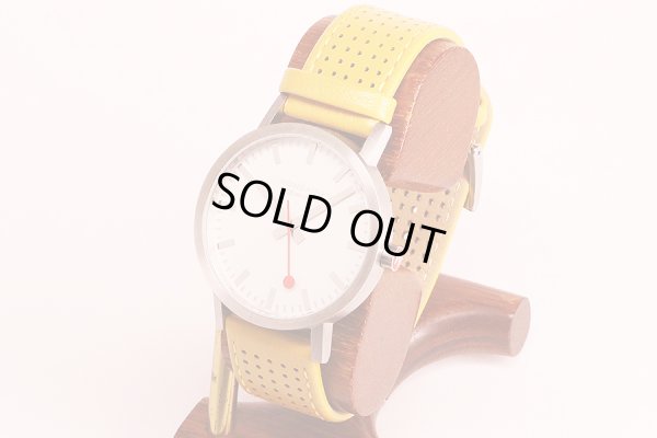 モンディーン　クラシック　Ａ６６０．３０３６０　白文字盤　サイド