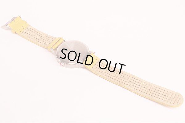 モンディーン　クラシック　Ａ６６０．３０３６０　白文字盤　革ベルト状態　裏面