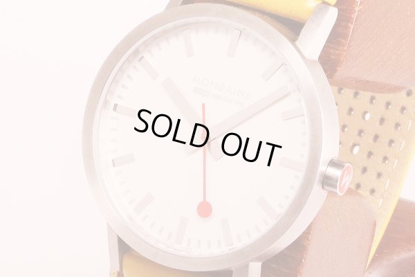 モンディーン　クラシック　Ａ６６０．３０３６０　白文字盤　サイド拡大