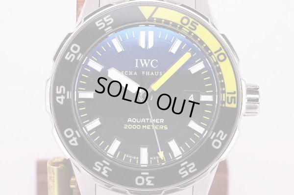 ＩＷＣ　アクアタイマー２０００　ＩＷ３５６８０１　黒文字盤　表面