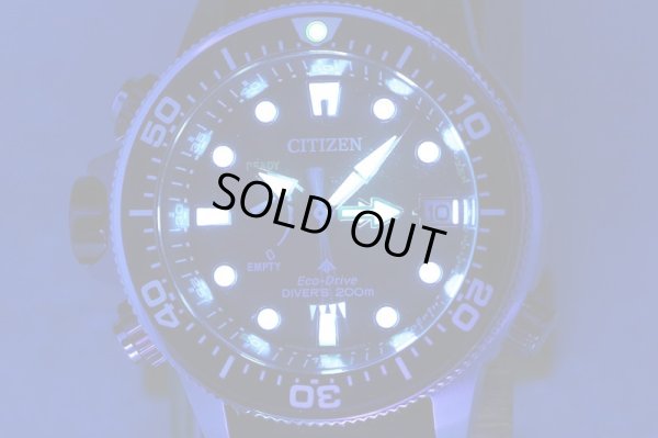 シチズン　ダイバー２００ｍデプスメーター　ＢＮ２０３６－Ｊ４Ｅ　黒文字盤　ライト