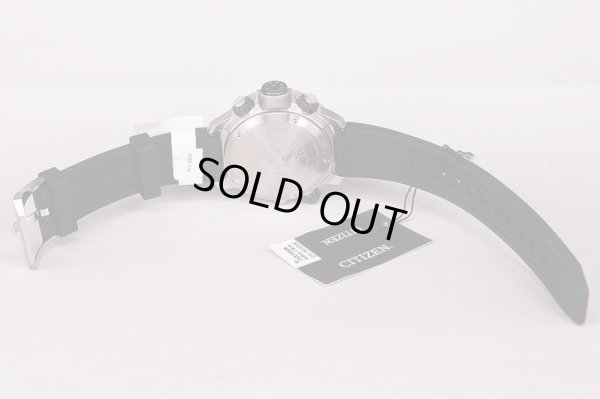 シチズン　ダイバー２００ｍデプスメーター　ＢＮ２０３６－Ｊ４Ｅ　黒文字盤　ラバーベルト