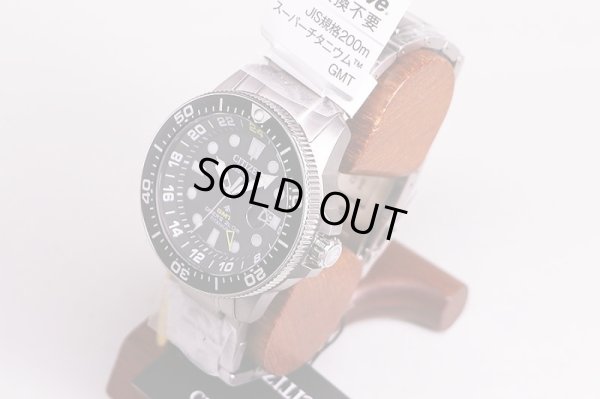 シチズン　ダイバー２００ｍＧＭＴ　ＢＪ７１１０－８９Ｅ　黒文字盤　サイド