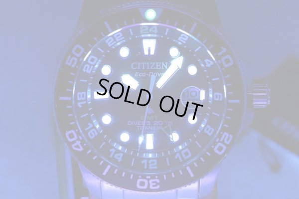 シチズン　ダイバー２００ｍＧＭＴ　ＢＪ７１１０－８９Ｅ　黒文字盤　ライト