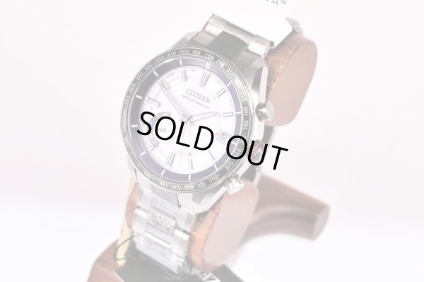 シチズン　サテライトウェーブ　ＣＣ３０８５－５１Ａ　銀文字盤　サイド