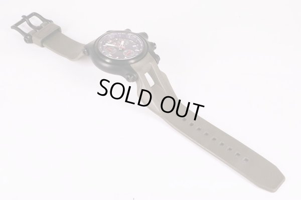 オークリー　ホールショットクロノ　１０ｔｈマウンテンディビジョン　黒文字盤　ラバーベルト状態