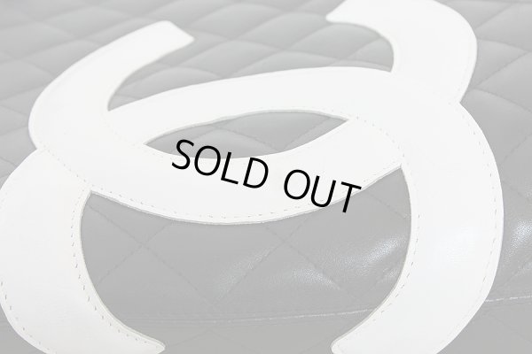 シャネル カンボンライン ミディアムトートバック ブラック/ホワイト 表面汚れ