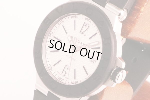 ブルガリ　ディアゴノ　ＤＧ４０ＳＶ　銀文字盤　サイド拡大