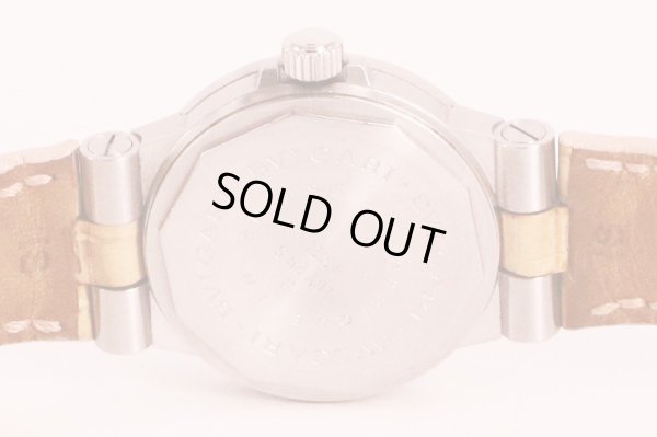 ブルガリ　ディアゴノスポーツ　ＬＣＶ２９Ｓ　ピンクシェル文字盤　限定　裏面拡大