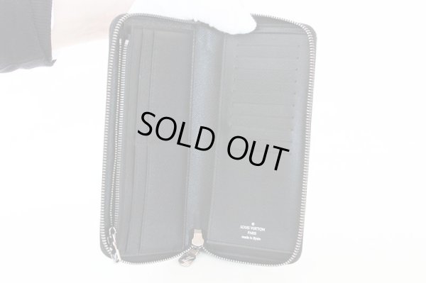 ルイ・ヴィトン　ジッピーウォレット・ヴェルティカル M62295　中身