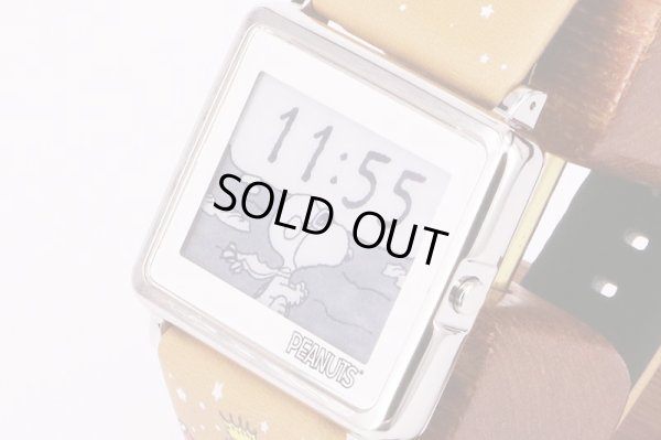 エプソン　スマートキャンパス　ピーナッツカーニバル　スヌーピー　液晶文字盤　サイド拡大