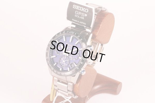 セイコー　アストロンＧＰＳ　ＳＢＤＣ０１５　紺文字盤　サイド
