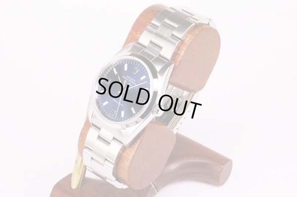 ロレックス　エアキング　１４０００　Ｕ６９４７６５　青３６９文字盤　サイド