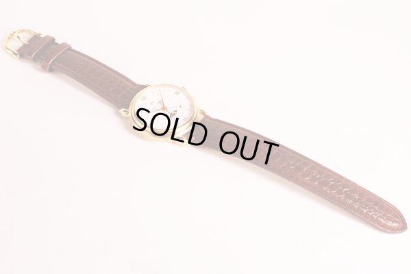 モーリス・ラクロア　トリプルカレンダームーンフェイス　１３１１１　白文字盤　革ベルト状態　表面