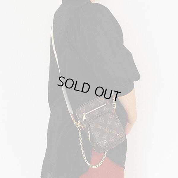 ルイ・ヴィトン　ユーティリティ・クロスボディ M80746　掛けたイメージ