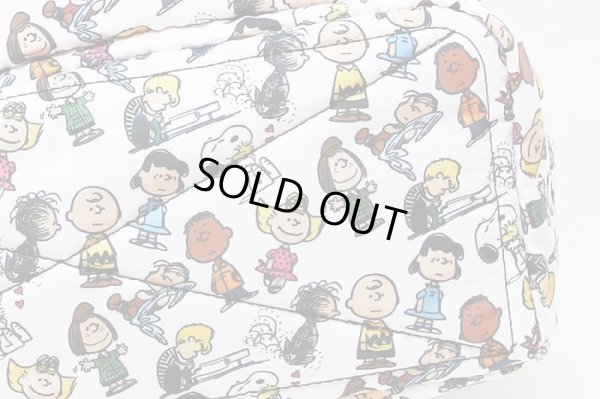 マークジェイコブス ラージ バックパック M0016562 ホワイト/スヌーピー  底拡大