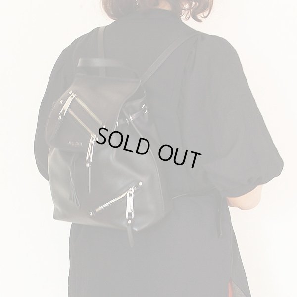 マークジェイコブス リュックサック M0010061 001 ブラック 掛けたイメージ