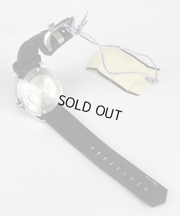 タグホイヤー　アクアレーサー　ＷＢＤ１１１０　黒文字盤　ラバーベルト状態　裏面