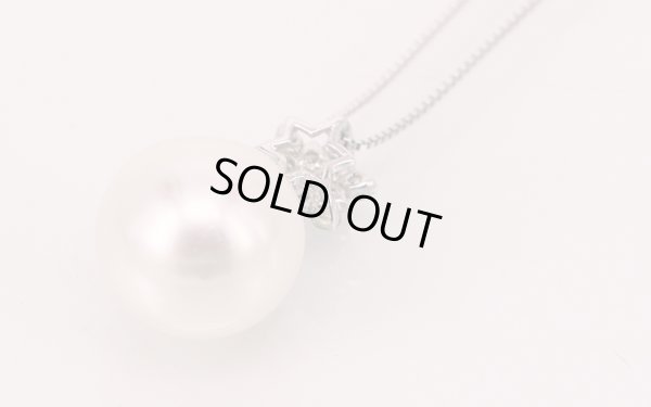 K18WG　パールダイアイリペンダントネックレス　13.2mm 0.30ct 5.80g　拡大