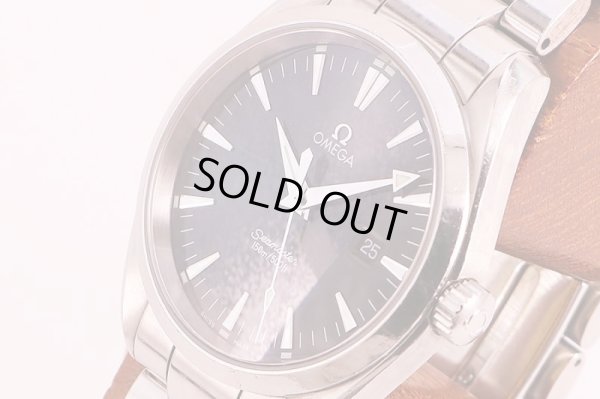 オメガ　シーマスター　アクアテラ　２５１７．５０　黒文字盤　サイド拡大