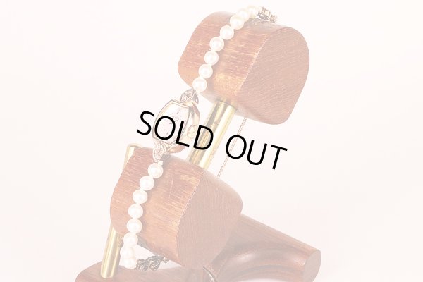 ａｇｅｔｅ（アガット）　淡水パールベルトウォッチ　１４ＰＧ　シェル文字盤　サイド