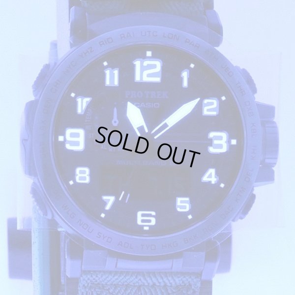 カシオ　プロトレック　ＰＲＷ－６６００ＹＢ　黒文字盤　ライト